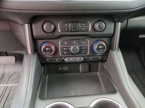 Certified 2024 Chevrolet Tahoe Z71 w/ Luxury Package image 14