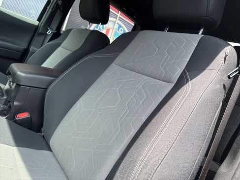 Used 2023 Toyota Tacoma TRD Off-Road image 27