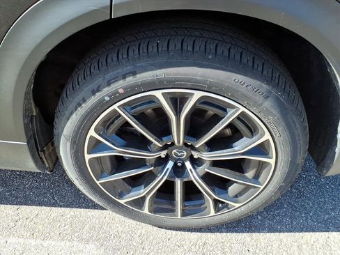 Certified 2025 MAZDA CX-70 Plug-In Hybrid w/ Premium Plus image 9