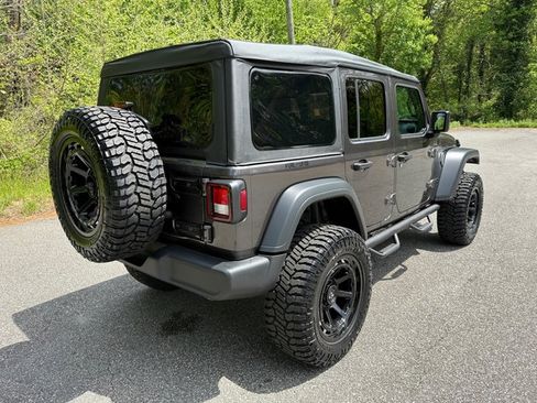 Used 2025 Jeep Wrangler Unlimited Sport image 7