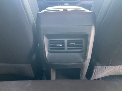 Used 2023 Chevrolet Colorado Trail Boss w/ Technology Package image 16