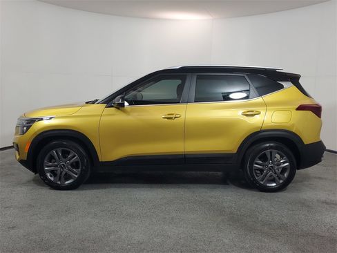 Used 2023 Kia Seltos S image 4