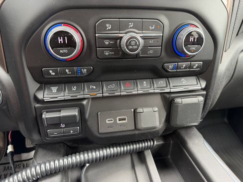 Used 2023 Chevrolet Silverado 3500 High Country w/ Z71 Off-Road Package AWD/4WD image 11