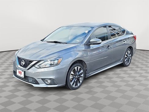 Used 2019 Nissan Sentra SR image 1