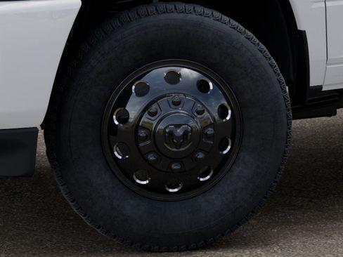 New 2026 RAM 3500 Big Horn AWD/4WD image 35