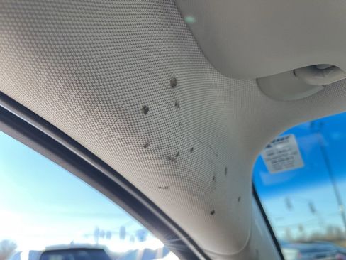 Used 2014 Chevrolet Cruze LS image 17