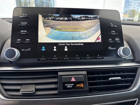 Certified 2020 Honda Accord LX image 24
