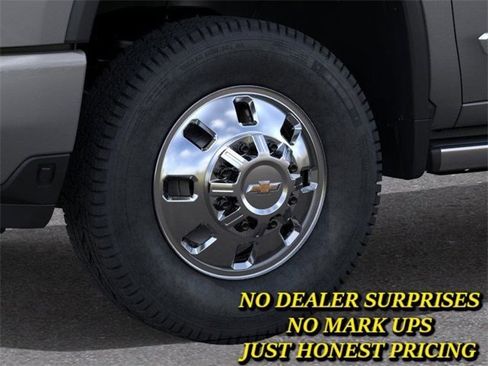 New 2026 Chevrolet Silverado 3500 High Country w/ High Country Premium Package image 9