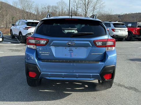 Certified 2023 Subaru Crosstrek 2.0i image 7