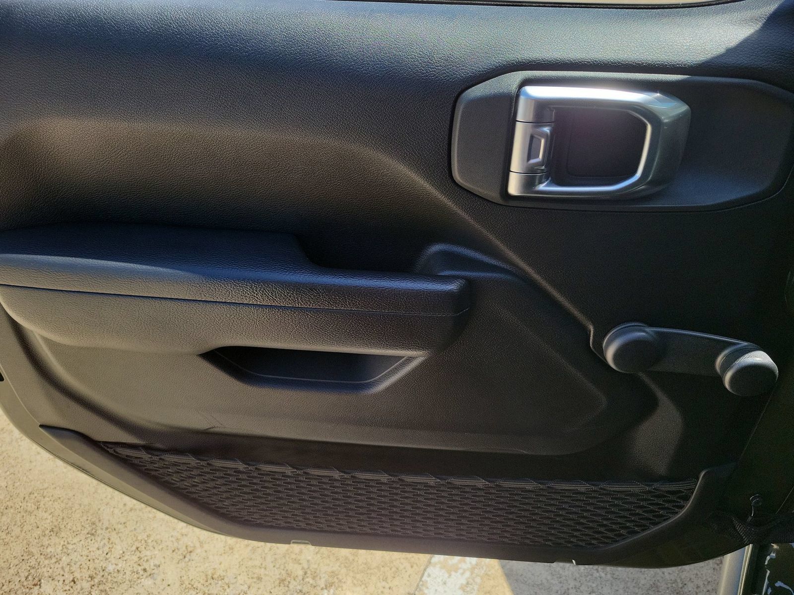 Used 2022 Jeep Gladiator Sport AWD/4WD image 22