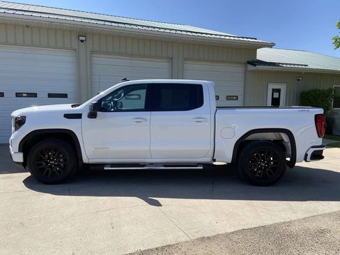 Used 2022 GMC Sierra 1500 Elevation AWD/4WD image 4