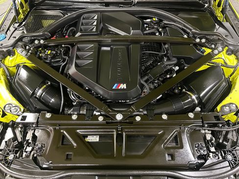 Used 2023 BMW M4 xDrive Competition image 34