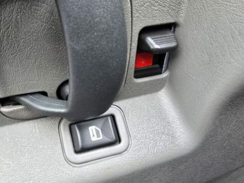 Used 2025 GMC Savana 2500 w/ Driver Convenience Package RWD image 14