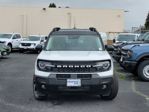 New 2025 Ford Bronco Sport Outer Banks image 27