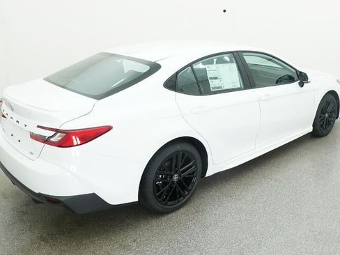 New 2026 Toyota Camry SE image 42