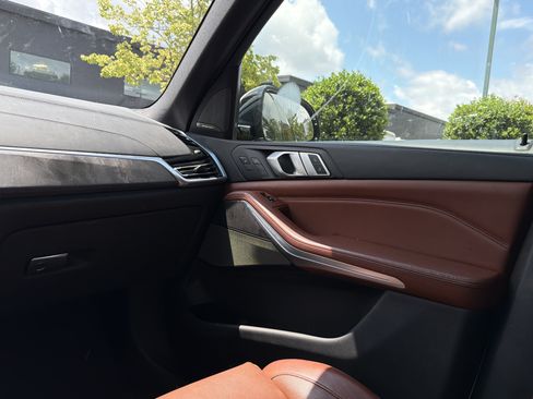 Used 2019 BMW X5 xDrive40i w/ Premium Package AWD/4WD image 22