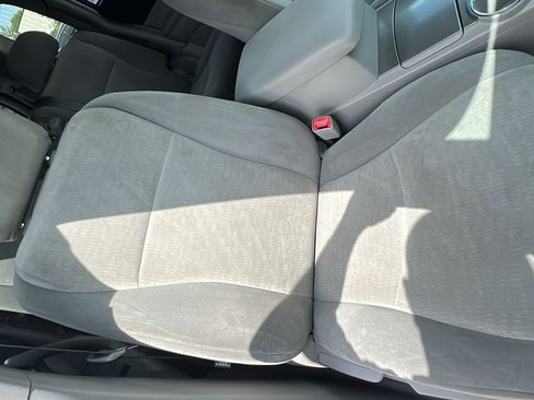Used 2012 Toyota Highlander 4WD w/ Tech Pkg image 21
