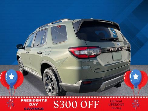 New 2026 Honda Pilot TrailSport image 6