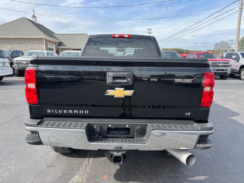 Used 2018 Chevrolet Silverado 2500 LT w/ LT Convenience Package image 6