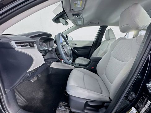 Used 2023 Toyota Corolla Cross L image 14