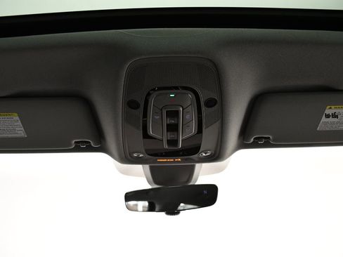 Certified 2025 Audi Q5 2.0T Premium Plus w/ Premium Plus Package image 19