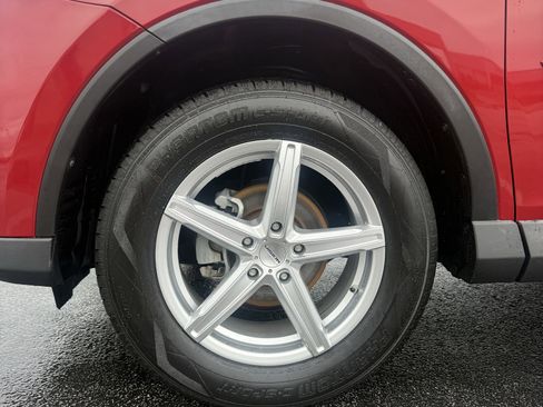 Used 2016 Toyota RAV4 LE image 30