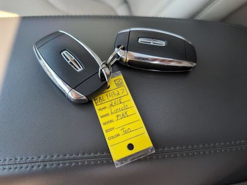 Used 2018 Lincoln MKX Select w/ Select Plus Package AWD/4WD image 31