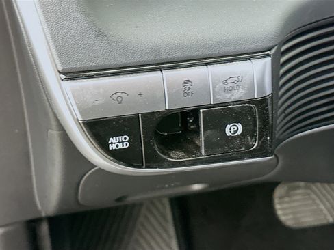Used 2024 Hyundai Ioniq 5 SEL RWD image 17