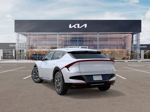 New 2025 Kia EV6 Light image 4