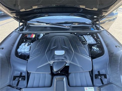 Used 2019 Porsche Cayenne Base image 31