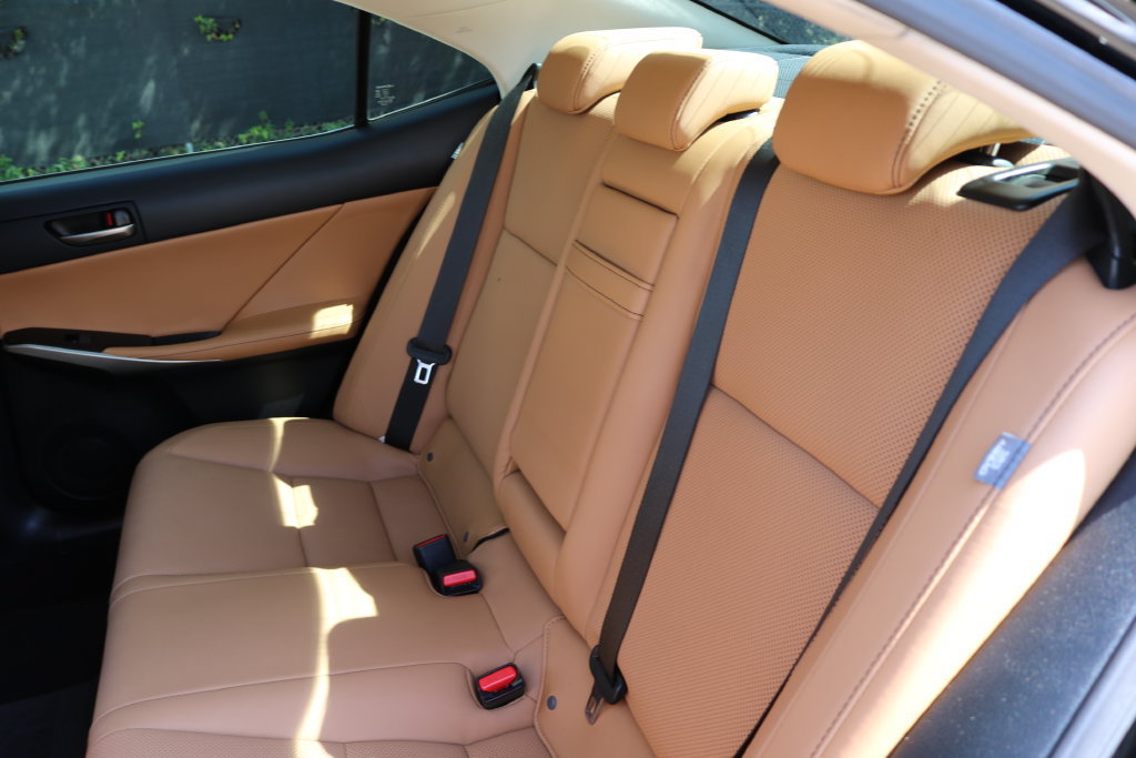 Used 2019 Lexus IS 300 w/ Premium Package RWD image 16