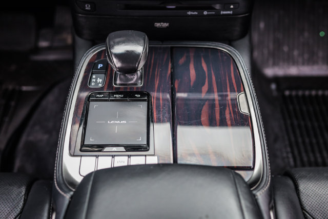 Used 2018 Lexus LS 500 AWD w/ Luxury Package image 30