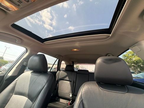 Used 2018 Subaru Outback 2.5i Limited AWD/4WD image 15