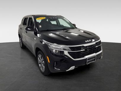 Used 2024 Kia Seltos LX