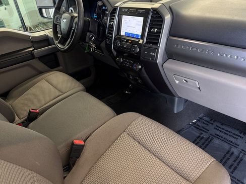 Used 2020 Ford F350 XLT w/ XLT Premium Package AWD/4WD image 18