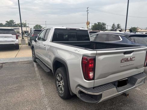 Used 2020 GMC Sierra 1500 SLE w/ SLE Value Package AWD/4WD image 7