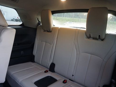 Used 2023 INFINITI QX60 Luxe w/ Cargo Package FWD image 16