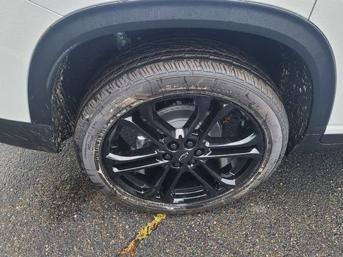 New 2026 Chevrolet Traverse LT w/ Driver Confidence Package image 13