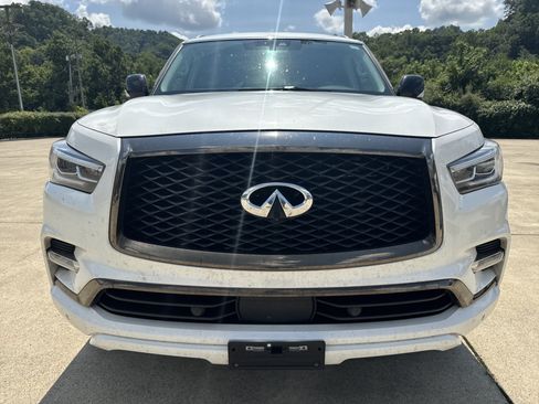 Used 2021 INFINITI QX80 Premium Select w/ All-Season Package AWD/4WD image 2