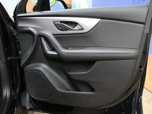 Used 2023 Chevrolet Blazer LT w/ Driver Confidence Package image 9