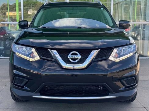 Used 2016 Nissan Rogue SV AWD/4WD image 2