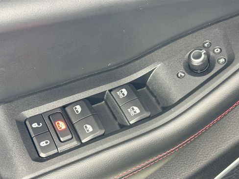 Used 2022 Jeep Grand Cherokee Trailhawk image 18