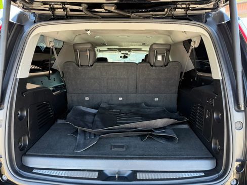 Used 2020 Cadillac Escalade ESV Luxury image 29