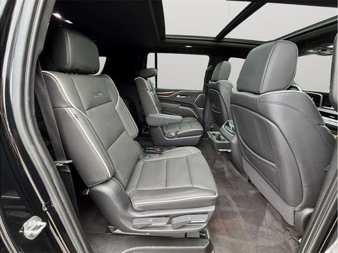 Used 2023 Cadillac Escalade ESV Premium Luxury RWD image 50