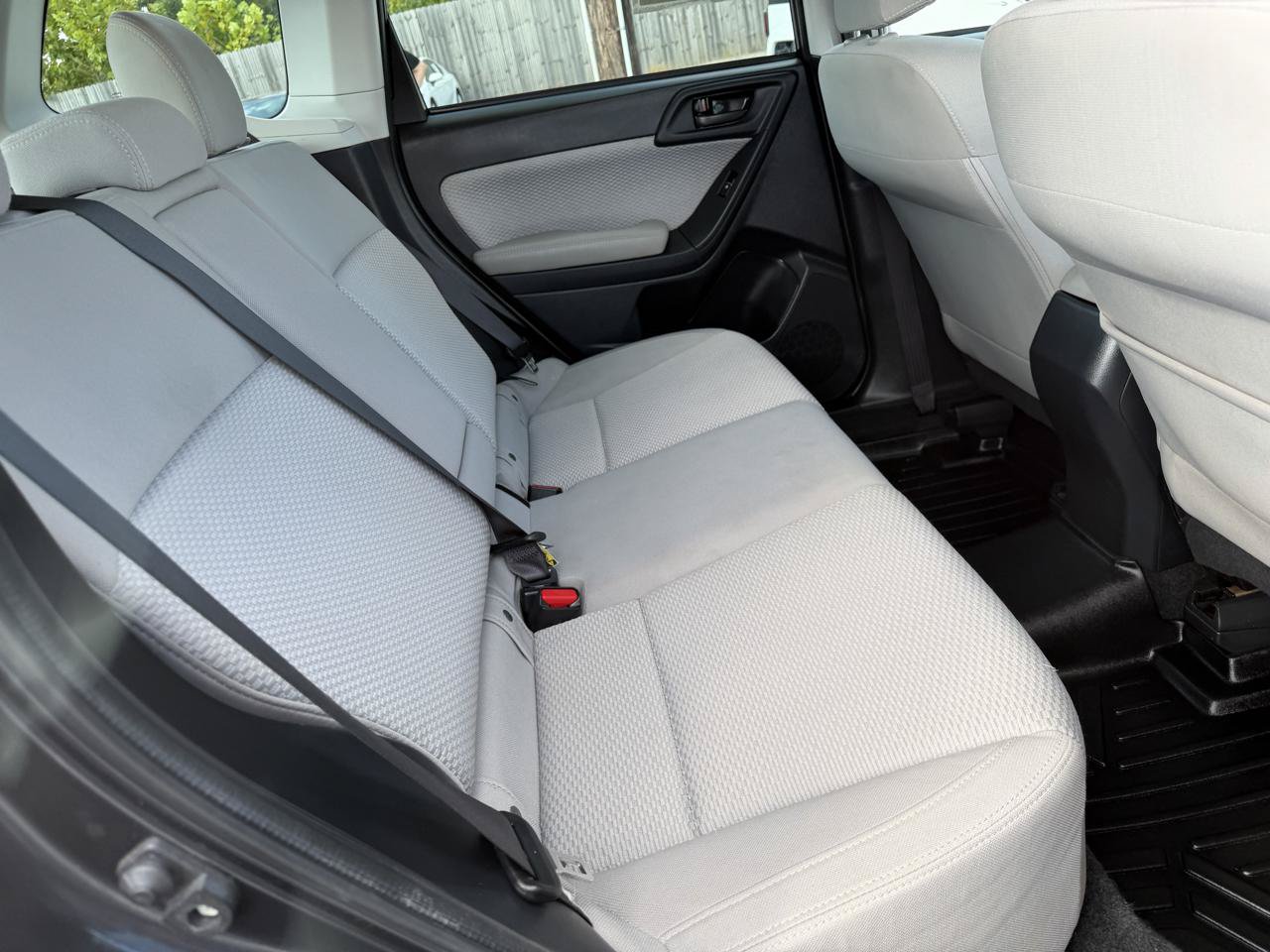Used 2017 Subaru Forester 2.5i Premium w/ All-Weather Package AWD/4WD image 11