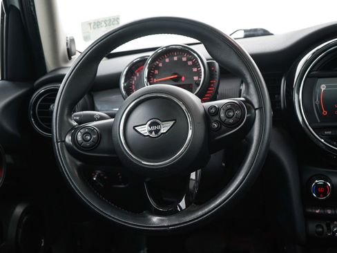 Used 2017 MINI Cooper 4-Door Hardtop FWD image 15