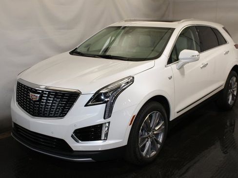 New 2025 Cadillac XT5 Premium Luxury image 1