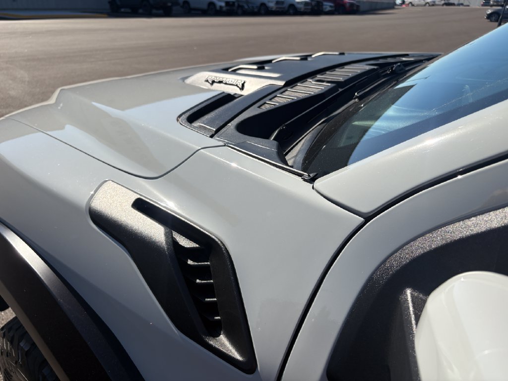 Used 2024 Ford F150 Raptor AWD/4WD image 16
