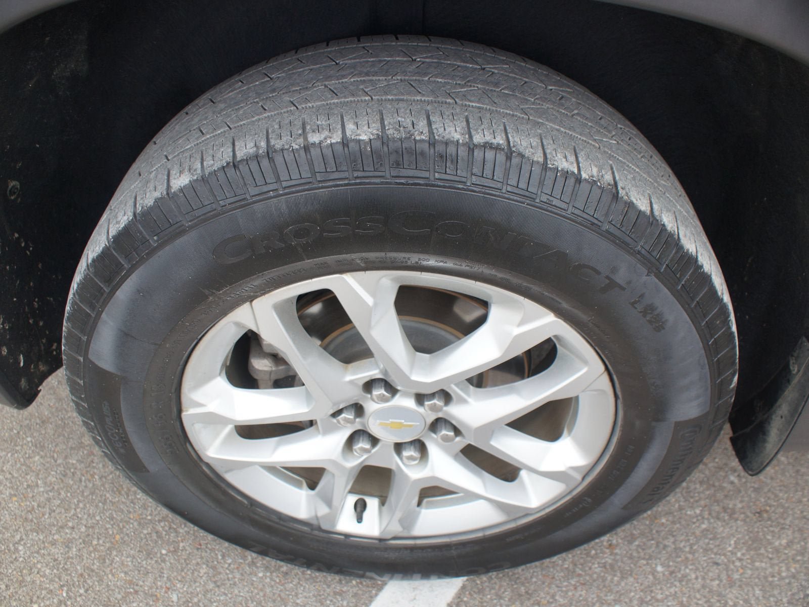 Used 2020 Chevrolet Traverse LT FWD image 18