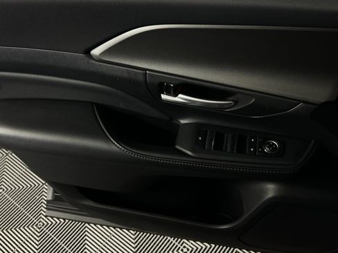 Used 2025 Toyota Grand Highlander AWD image 22